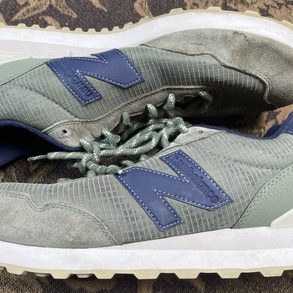 NEW BALANCE Classics 515SN3 Sage Green Navy Blue Running Shoes Mens Size 13